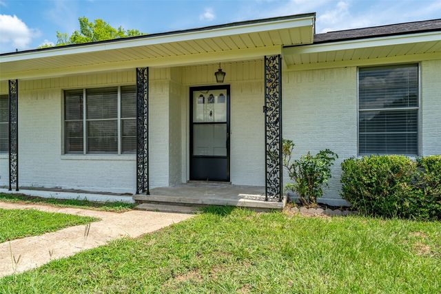 3015 E US Highway 80, Mineola, TX 75773