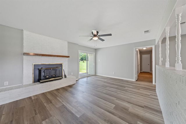 3015 E US Highway 80, Mineola, TX 75773