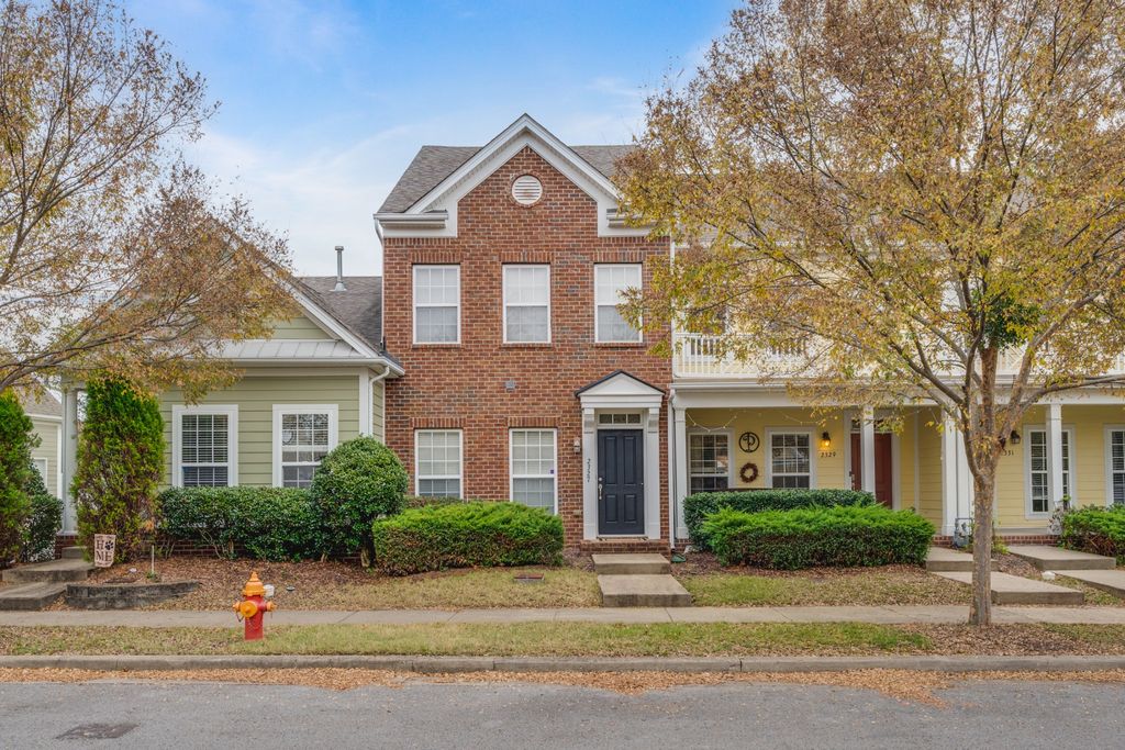 2327 Alteras Dr, Nashville, TN 37211