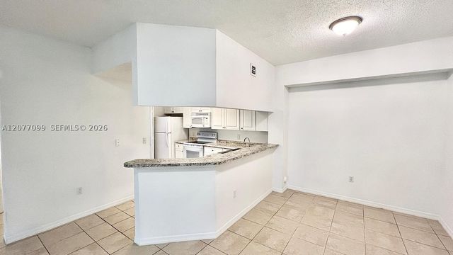 3021 Alcazar Pl 101, Palm Beach Gardens, FL 33410