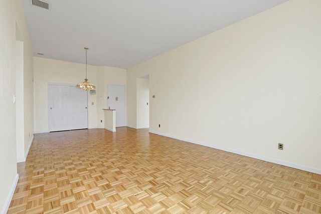 1250 North Avenue 317, New Rochelle, NY 10804