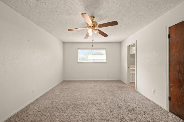 6819 Meadowlark Drive, Alvin, TX 77511