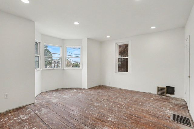405 POPLAR ST, Columbia, PA 17512