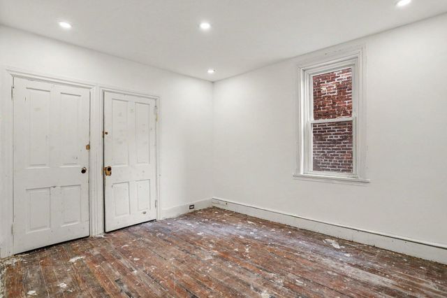 405 POPLAR ST, Columbia, PA 17512
