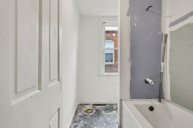 405 POPLAR ST, Columbia, PA 17512