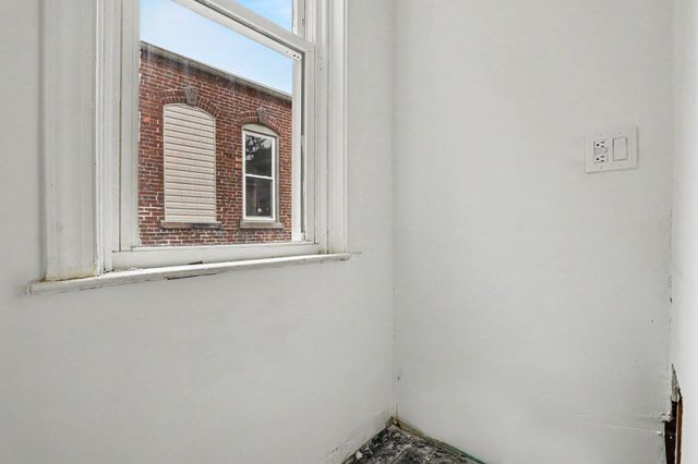 405 POPLAR ST, Columbia, PA 17512