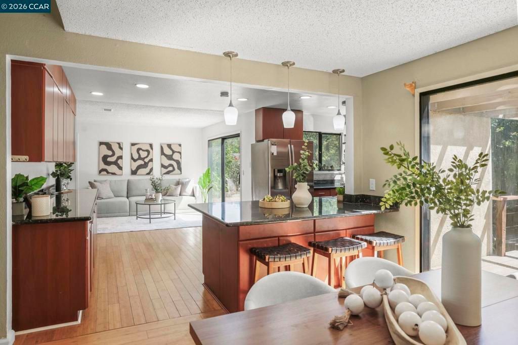 Image 10 of property listing at 3012 Evergreen Dr, Fairfield, CA 94533