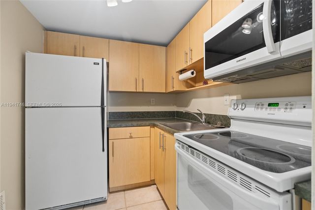 8607 SW 68th Ct 5, Pinecrest, FL 33156