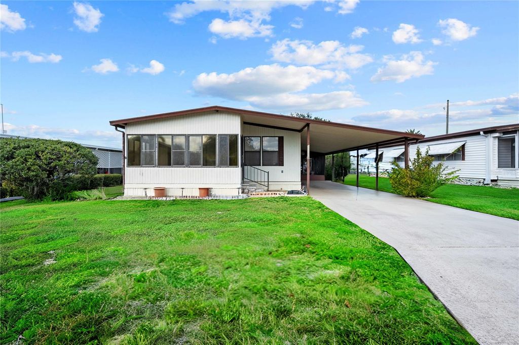 36827 GRACE AVENUE, Zephyrhills, FL 33542