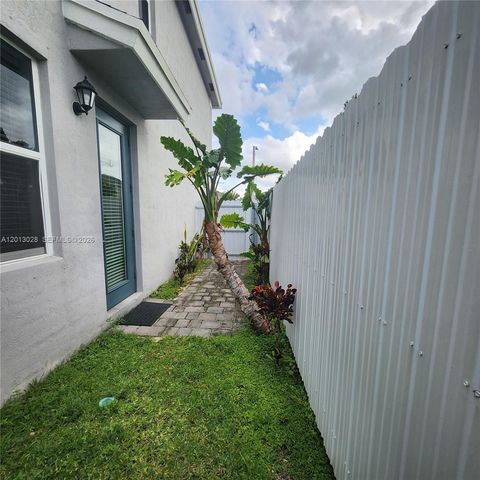13245 SW 271st Ter 1, Homestead, FL 33032