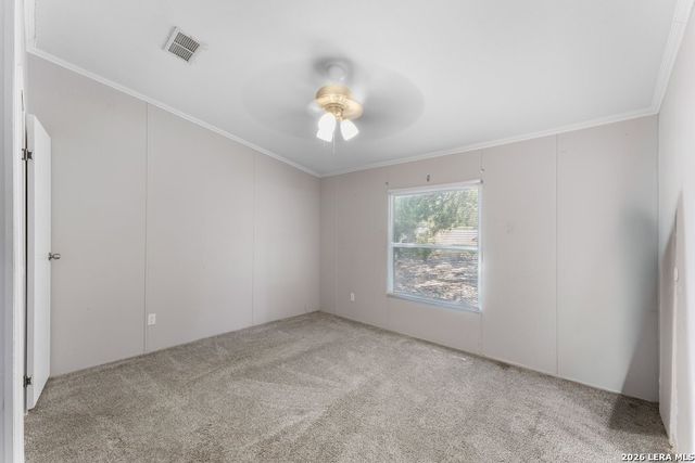 576 Wright Dr, Bandera, TX 78003
