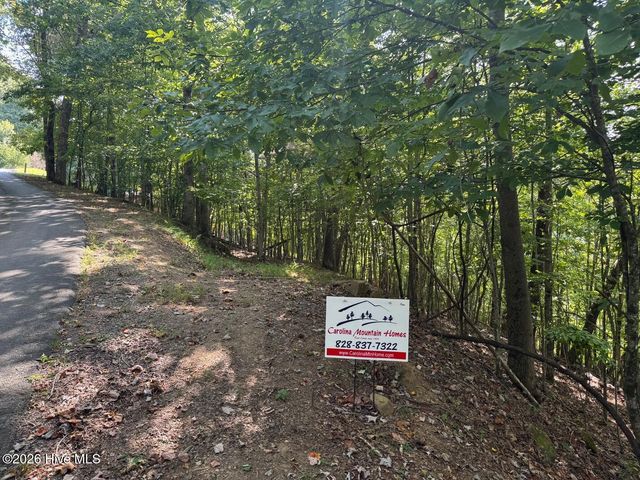 18 Mason Way, Murphy, NC 28906