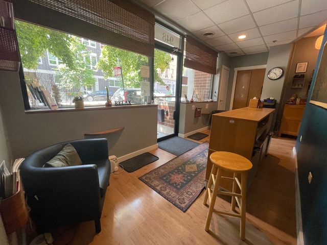 948 W Huron Street, Chicago, IL 60642