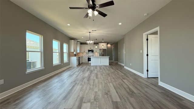 865 Palmetto Drive, Crystal Beach, TX 77650