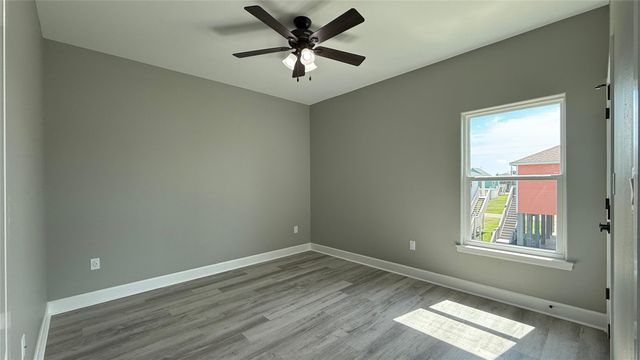 865 Palmetto Drive, Crystal Beach, TX 77650