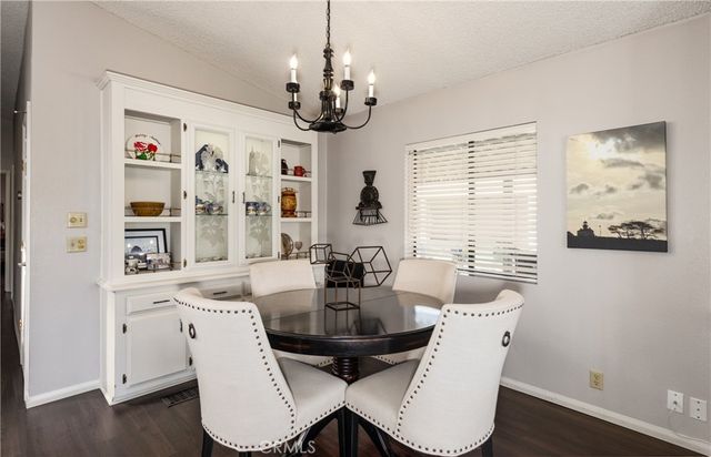 24600 Mountain 18, Hemet, CA 92544