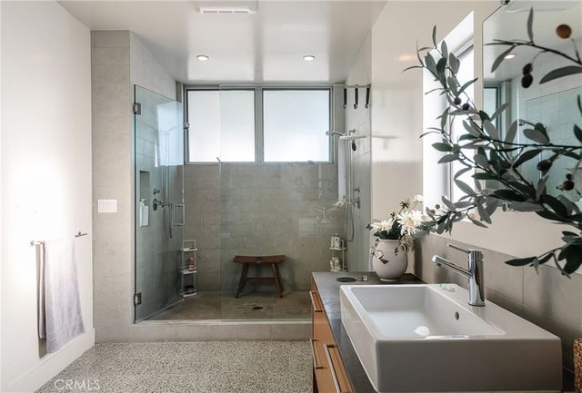 121 16th Street, Manhattan Beach, CA 90266