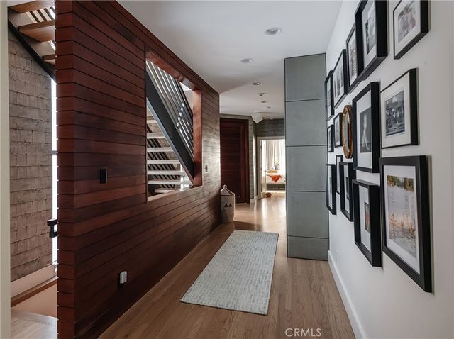 121 16th Street, Manhattan Beach, CA 90266