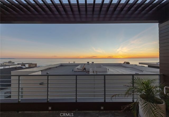 121 16th Street, Manhattan Beach, CA 90266