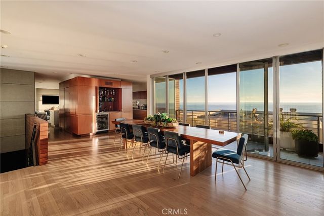 121 16th Street, Manhattan Beach, CA 90266