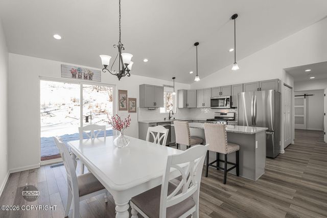 2270 N Dalmore Circle, Palmer, AK 99645