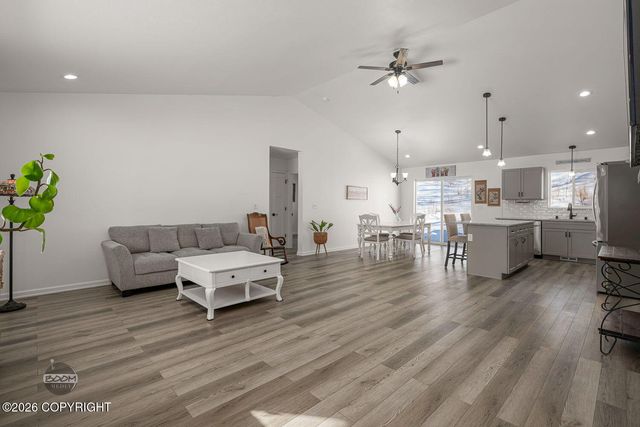 2270 N Dalmore Circle, Palmer, AK 99645