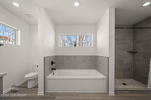 2270 N Dalmore Circle, Palmer, AK 99645