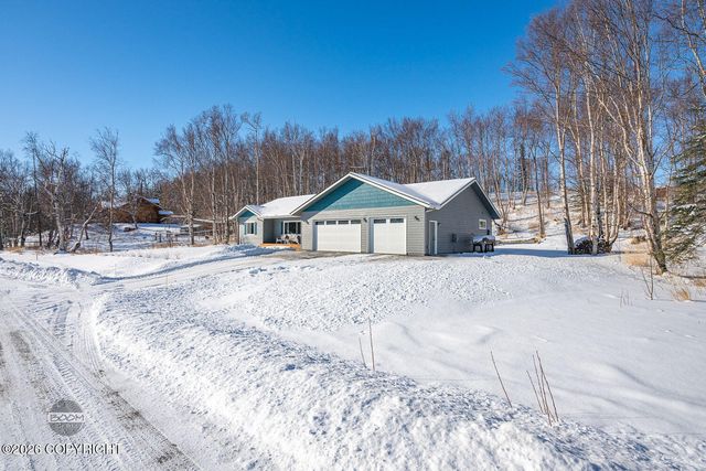 2270 N Dalmore Circle, Palmer, AK 99645