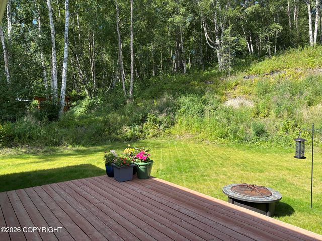 2270 N Dalmore Circle, Palmer, AK 99645