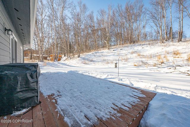 2270 N Dalmore Circle, Palmer, AK 99645