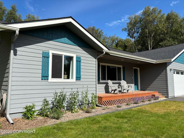 2270 N Dalmore Circle, Palmer, AK 99645