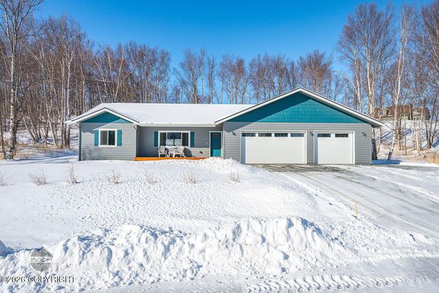 2270 N Dalmore Circle, Palmer, AK 99645