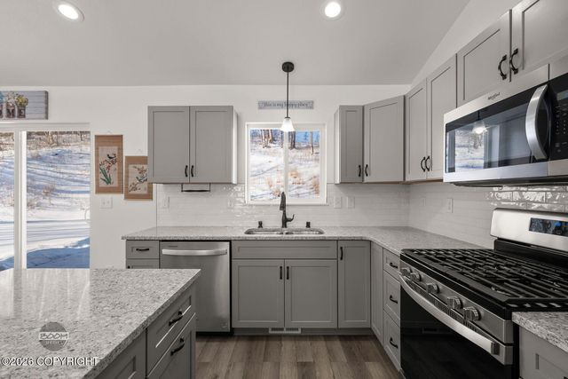 2270 N Dalmore Circle, Palmer, AK 99645