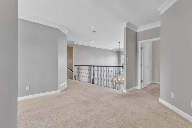 1083 E OLD HEARTHSTONE CIR, Collierville, TN 38017