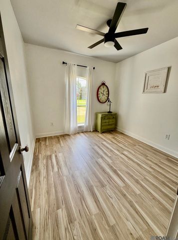 33837 Natures Way, Walker, LA 70785