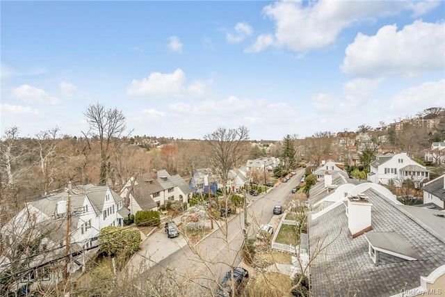 64 Kensington Road 3B, Bronxville, NY 10708