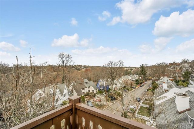 64 Kensington Road 3B, Bronxville, NY 10708