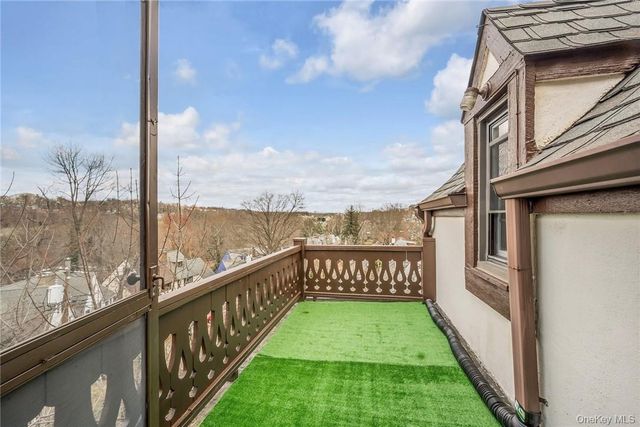 64 Kensington Road 3B, Bronxville, NY 10708