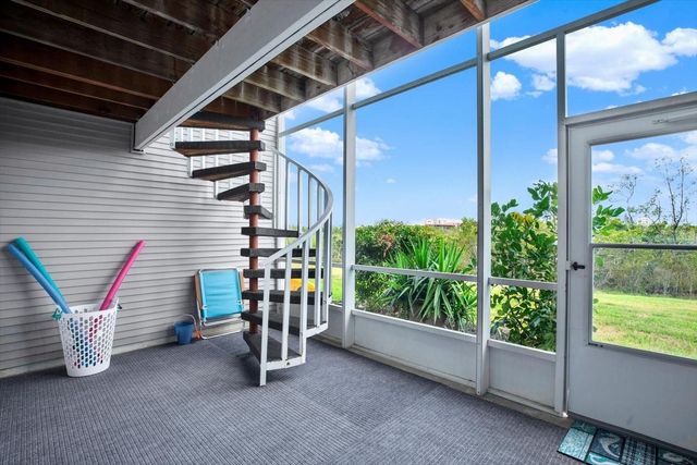 9472 TARA CAY COURT 2, Seminole, FL 33776