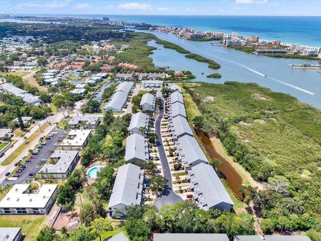 9472 TARA CAY COURT 2, Seminole, FL 33776