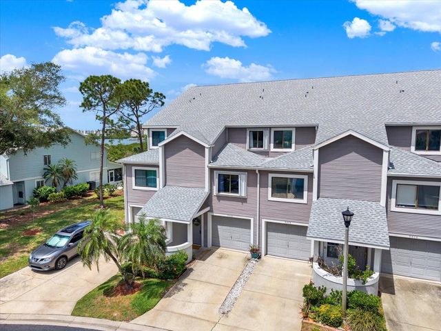 9472 TARA CAY COURT 2, Seminole, FL 33776