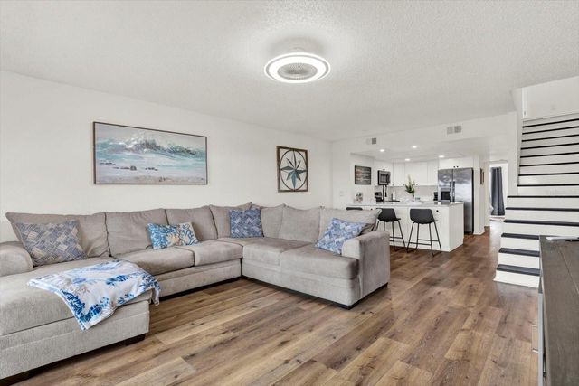 9472 TARA CAY COURT 2, Seminole, FL 33776