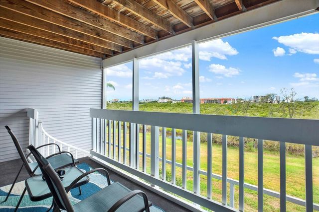 9472 TARA CAY COURT 2, Seminole, FL 33776