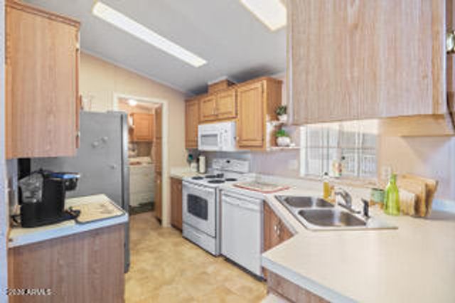 450 W SUNWEST Drive 194, Casa Grande, AZ 85122