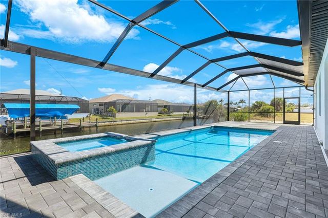 1925 NW 34th PL, Cape Coral, FL 33993