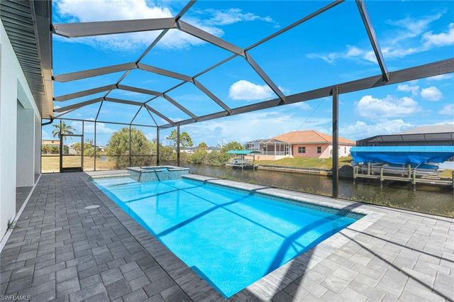 1925 NW 34th PL, Cape Coral, FL 33993