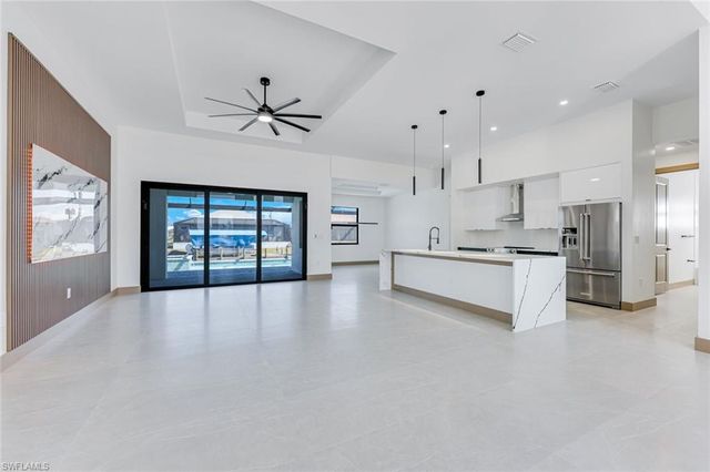 1925 NW 34th PL, Cape Coral, FL 33993