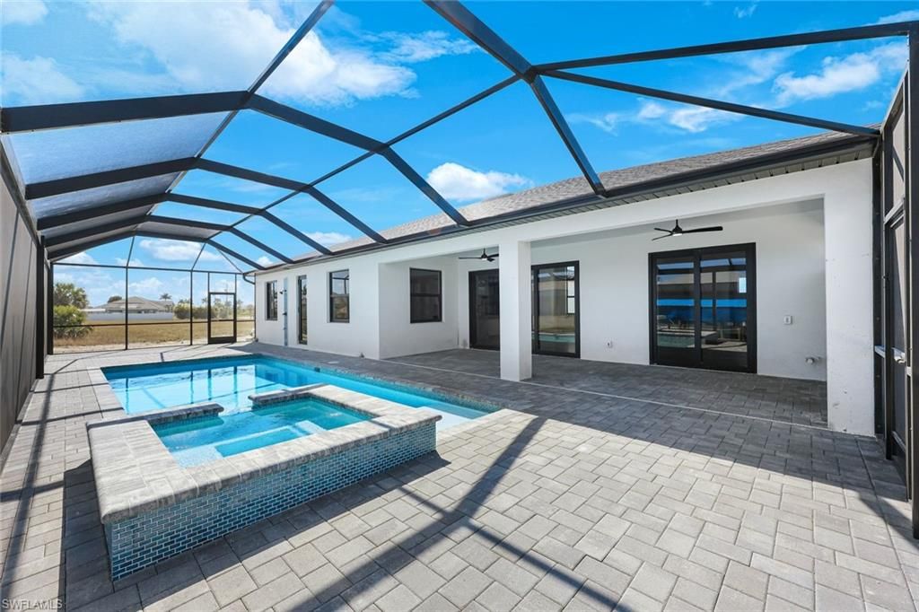 Image 4 of property listing at 1925 NW 34th PL, Cape Coral, FL 33993