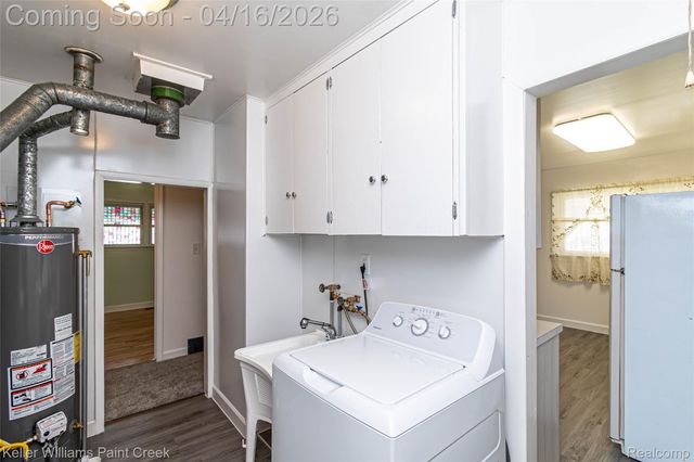 22369 Cunningham Avenue, Warren, MI 48091