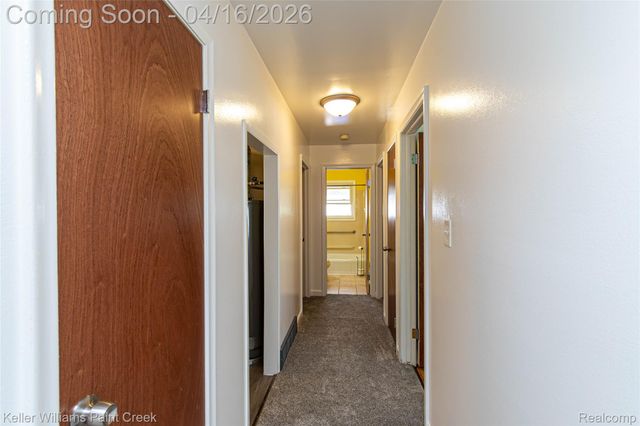 22369 Cunningham Avenue, Warren, MI 48091